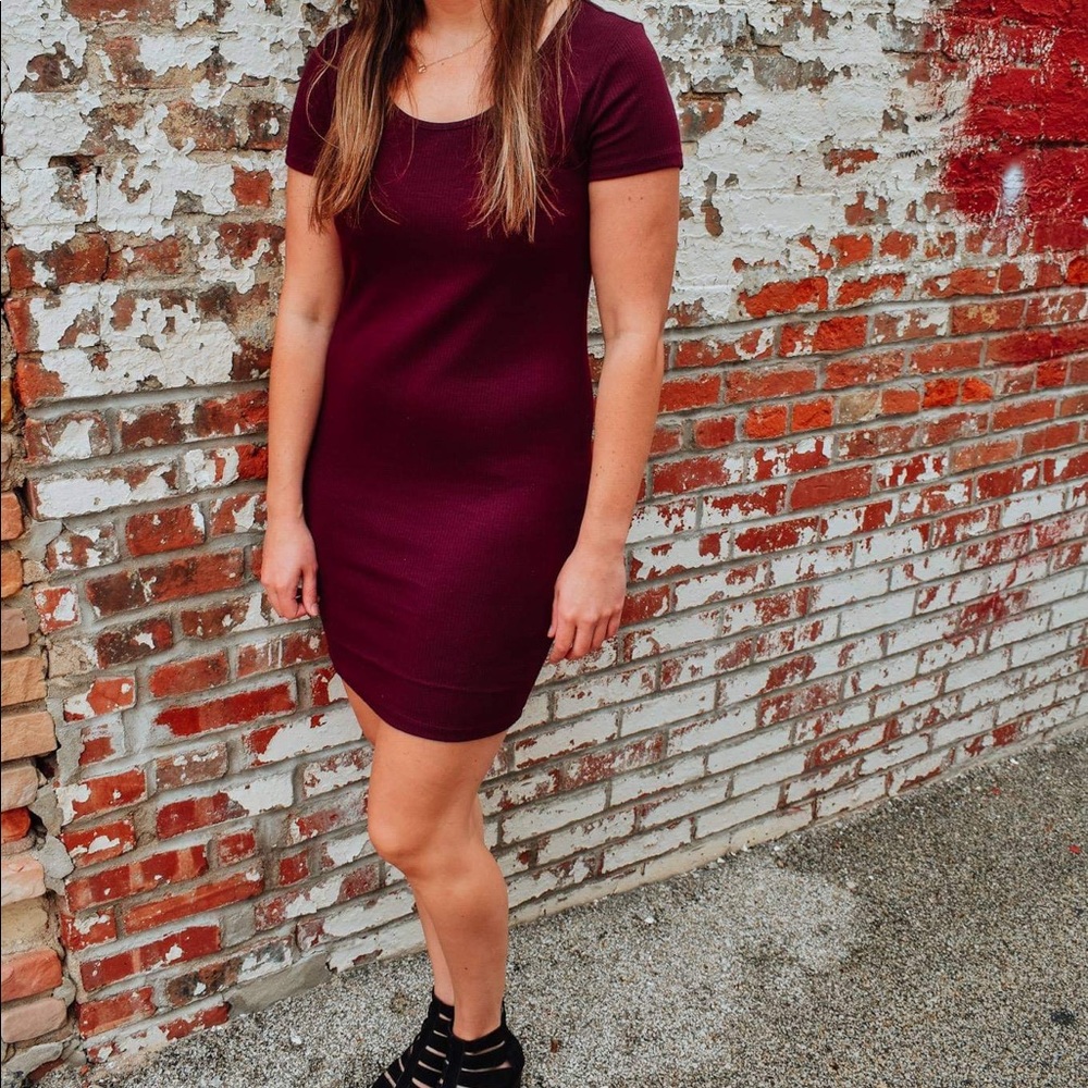 XL Forever 21 Maroon Ribbed Bodycon Dress